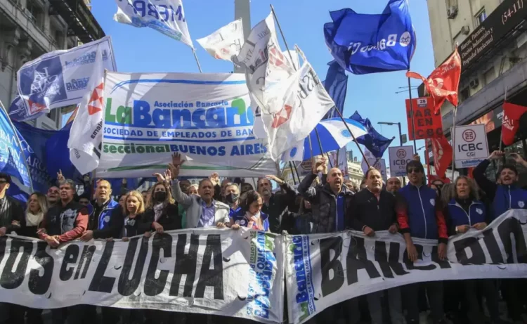 La Bancaria anunció un paro nacional para el próximo lunes 27