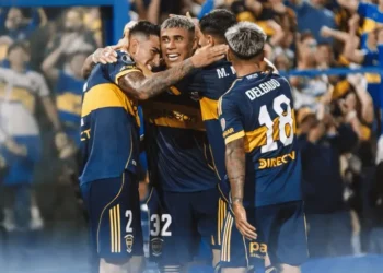 Boca visita a Defensa y Justicia con el objetivo de alcanzar la cima