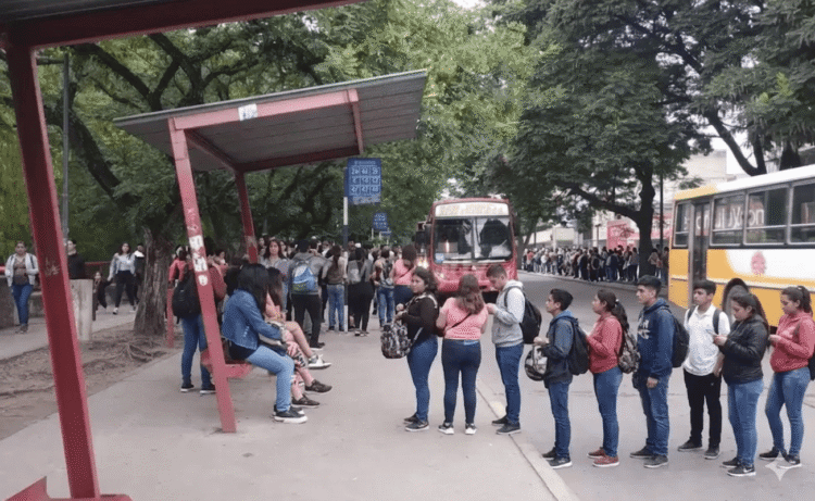 Crisis en el transporte jujeño: Advierten inminente reducción de frecuencias por el incremento de costos
