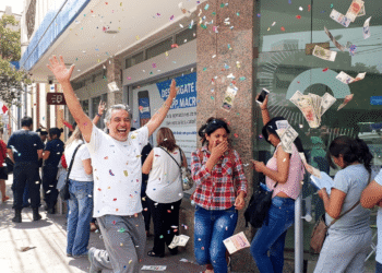 Buenas noticias: Arrancó el pago a empleados estatales de Jujuy