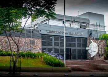 Defensa de la cultura y fomento regional: La Legislatura repudió agravios contra Mercedes Sosa y proyecta una ruta gastronómica