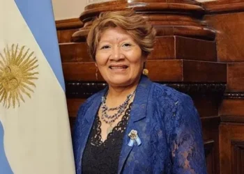 “Fíjese que es rico”: La recomendación de una senadora Libertaria para comer carne de burro