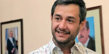 Pablo Palomares asumiría la presidencia del Ente Autárquico Permanente en tras la renuncia de Martín Meyer