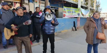 Persiste el bloqueo vehicular en el puente internacional La Quiaca – Villazón
