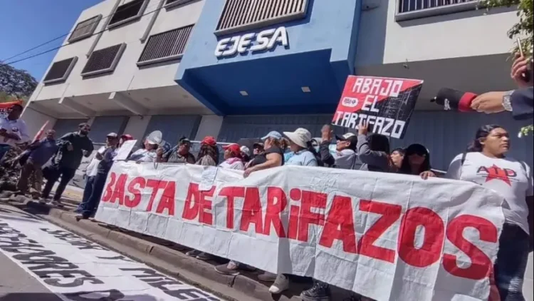 El Codecuc pide revocar la concesión de Ejesa ante aumentos de hasta el 3000%