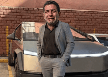 Manuel Quintar pagó dos Tesla, pero le dieron uno