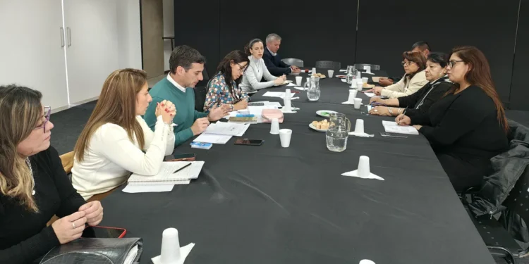 Paritarias: El Gobierno ofreció un aumento del 3%