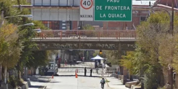 Bloqueo en el puente La Quiaca – Villazón por falta de combustible en Bolivia