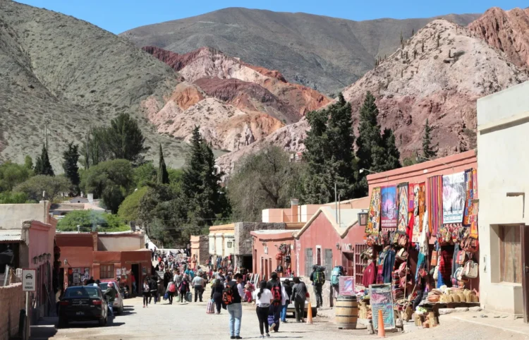 Fin de semana largo: El turismo dejó más de 3.200 millones de pesos en Jujuy