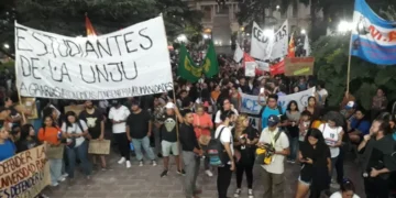 Detalles de la Marcha Universitaria Federal en Jujuy: Horarios y Recorrido