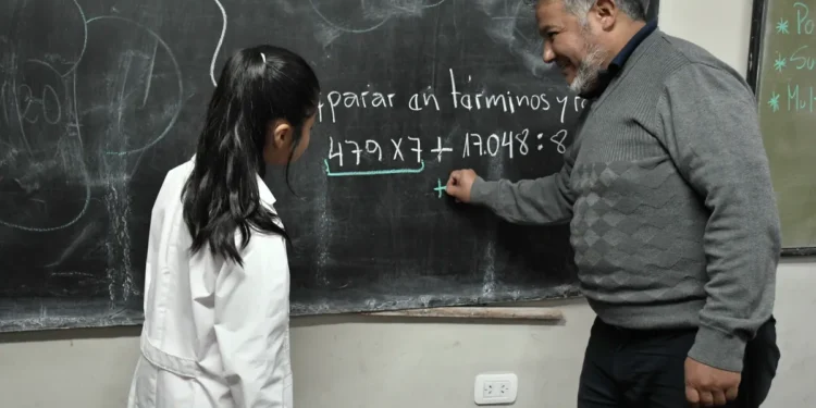 Jujuy duplicará los abonos para docentes que se trasladen más de 60 kilómetros
