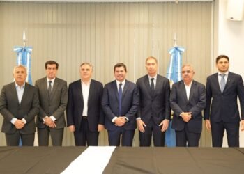 Carlos Sadir integró el lanzamiento de la Mesa Federal Minera en San Juan
