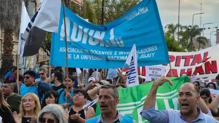 Sin clases en la UNJu: ADIUNJU ratificó un paro de docentes universitarios en Jujuy por cuatro días