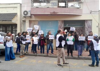 APUAP rechazó la propuesta salarial oficial y anunció un plan de lucha con retención de tareas