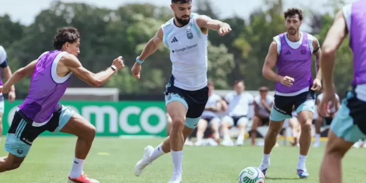 La Selección Argentina continúa sus entrenamientos de cara al duelo con Austria