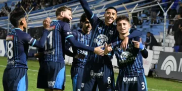Duelo de punteros: Gimnasia de Jujuy visita a Atlanta con sutil cambio de horario y arbitraje definido