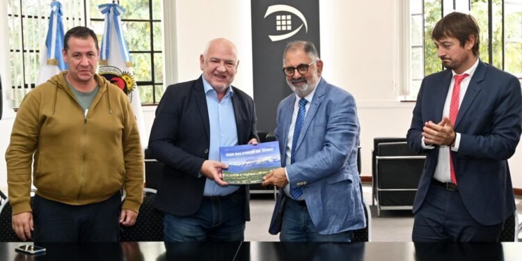 El Presidente de la Federación Argentina de Vóleibol visitó Jujuy