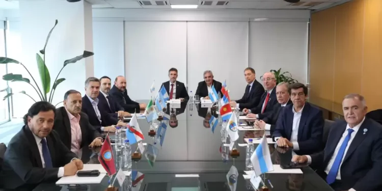 Carlos Sadir participó en la Asamblea del Norte Grande