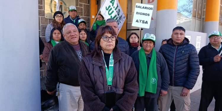 ATSA Jujuy exige a la Clínica Mayo el pago de salario y aguinaldo