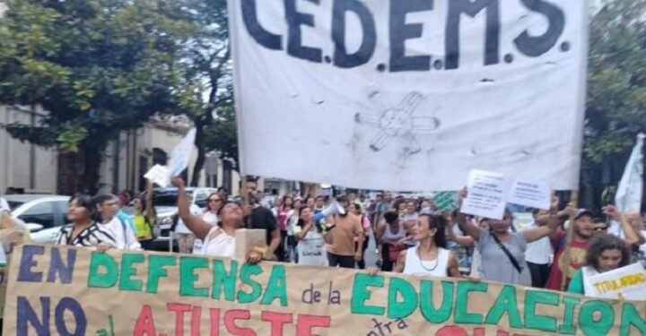 El CEDEMS rechazó el aumento salarial y analiza no iniciar las clases tras el receso invernal