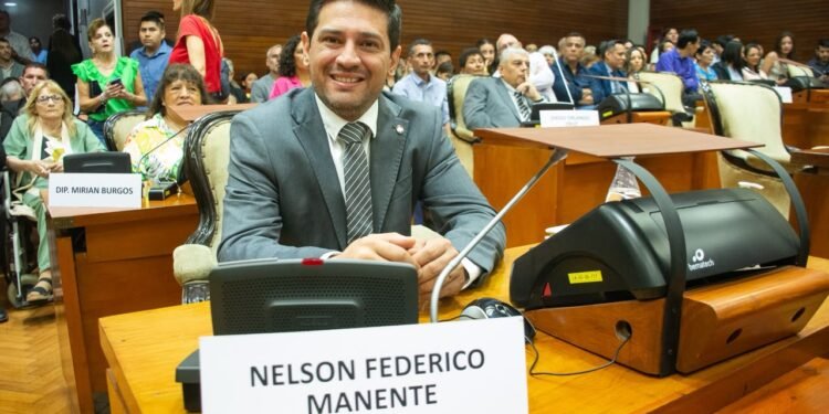 Fuerte apoyo del diputado Manente al Ejecutivo ante el paro docentes