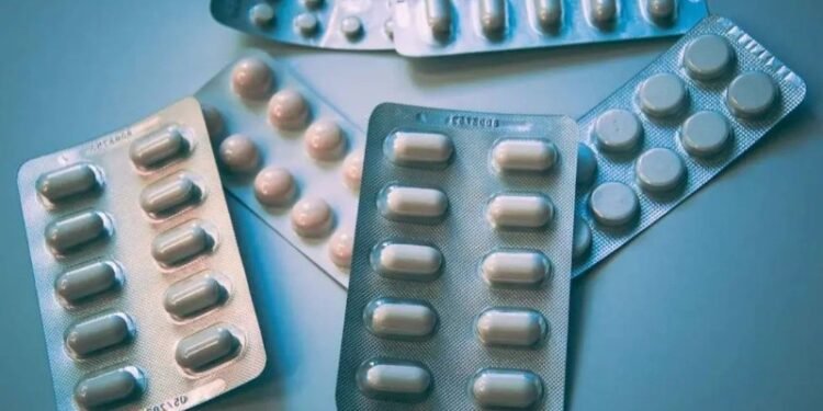 La ANMAT autorizó la venta libre de diez medicamentos