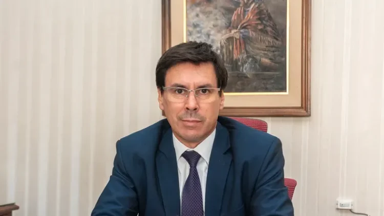 El Gobierno de Jujuy evalúa unificar el aumento salarial del 4 por ciento en un solo tramo
