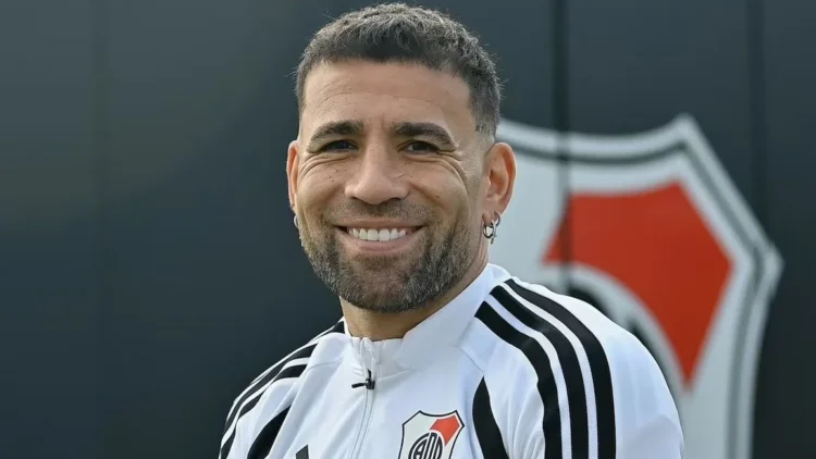 Nicolás Otamendi se sumó a los entrenamientos de River Plate