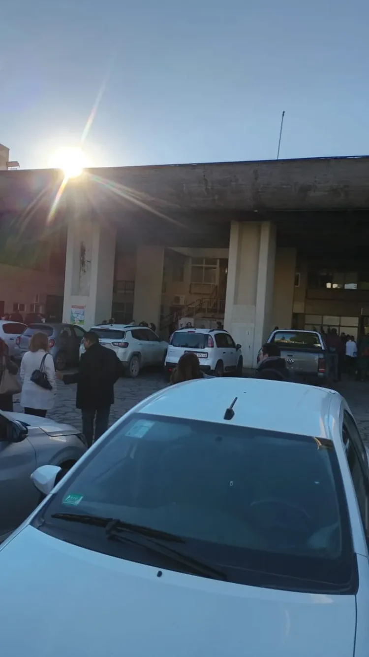 Evacuaron de urgencia el edificio de Tribunales por un principio de incendio