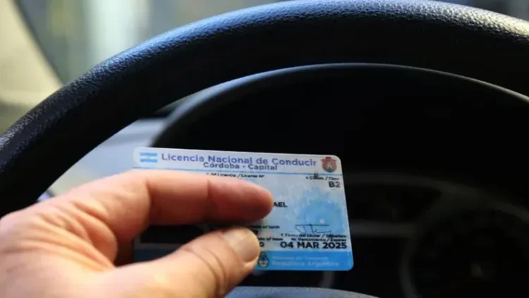 Aumentó el precio para sacar el Carnet de Conducir