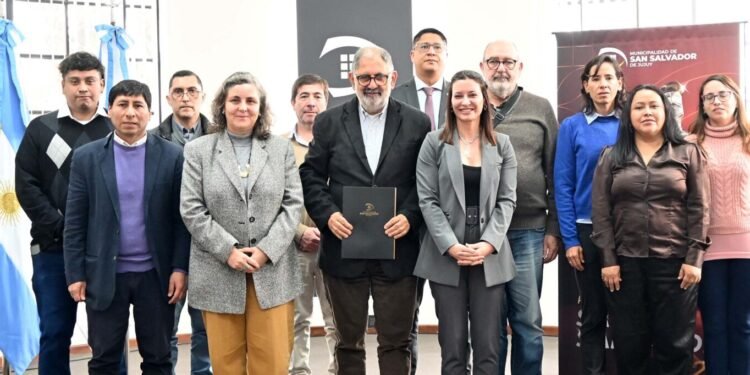 El Municipio y el CONICET firmaron un convenio para investigar la prevalencia de la toxoplasmosis felina en San Salvador de Jujuy