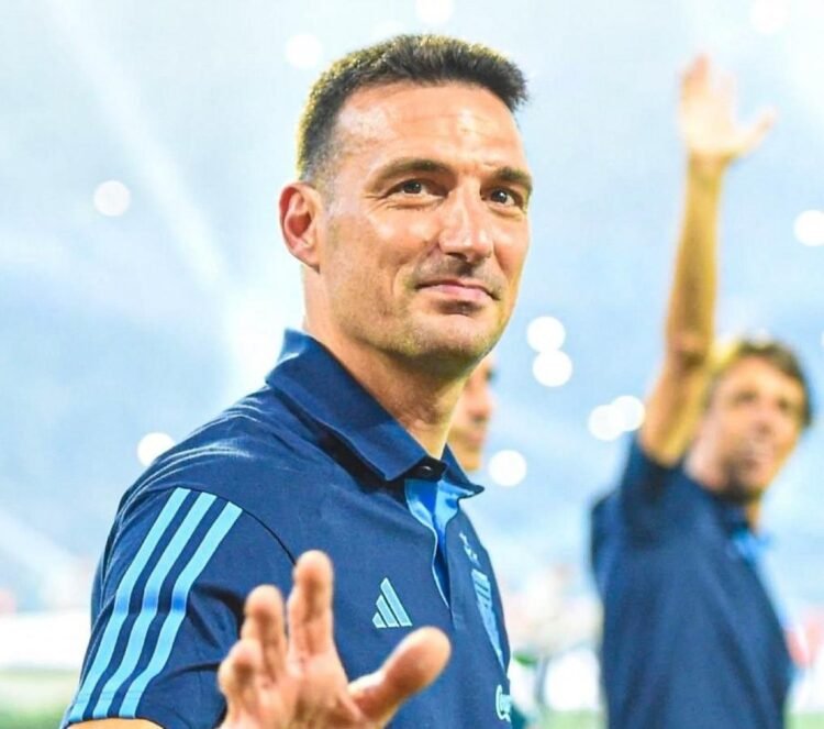 El saludo de Lionel Scaloni para la comunidad de la Escuela 233 de Jujuy en la previa de la semifinal
