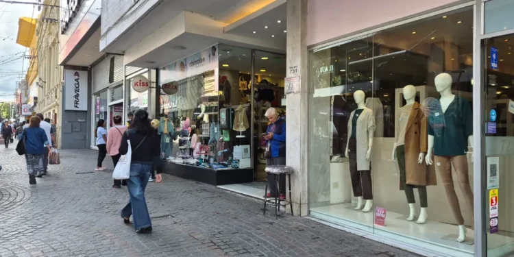 Te contamos cómo atenderá el comercio en Jujuy por el partido de Argentina ante Inglaterra