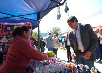 Carlos Sadir acompañó la Feria de Santa Anita en Alto Comedero