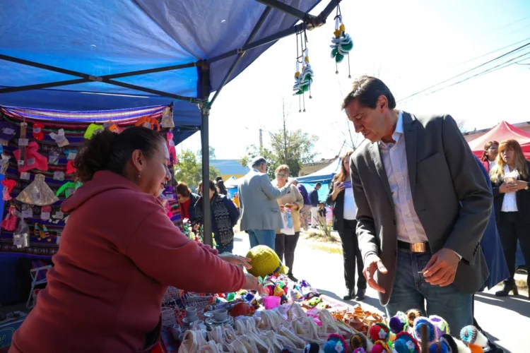 Carlos Sadir acompañó la Feria de Santa Anita en Alto Comedero