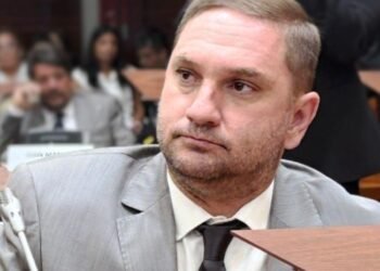 Diputado Libertario reclamo que “No se puede endeudar a la provincia con una explicación de cinco minutos”