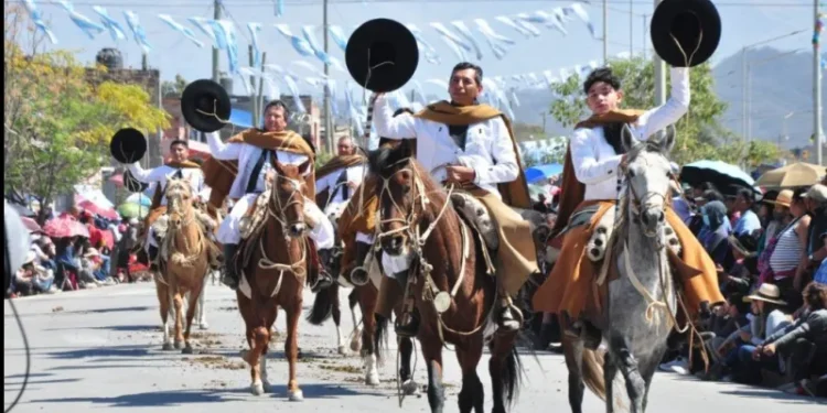 Operativos de tránsito y cambios en el transporte por las actividades del Éxodo Jujeño