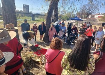Inició el mes de la Pachamama con una multitudinaria ceremonia en el Parque Xibi Xibi