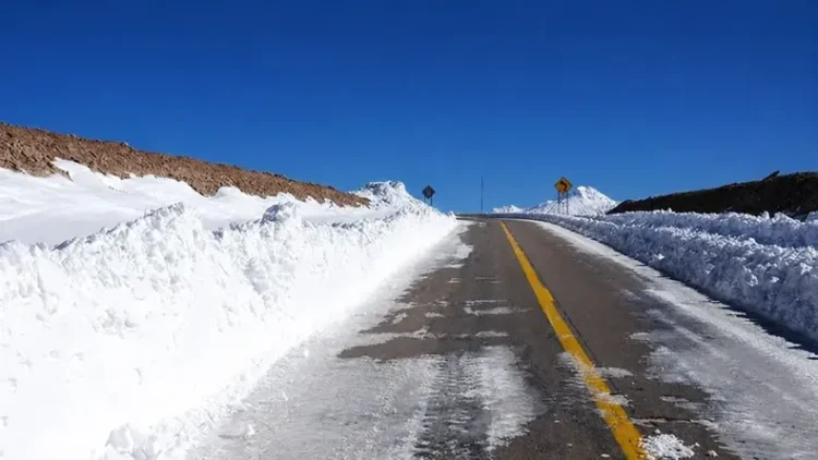 El Paso Internacional de Jama continúa cerrado