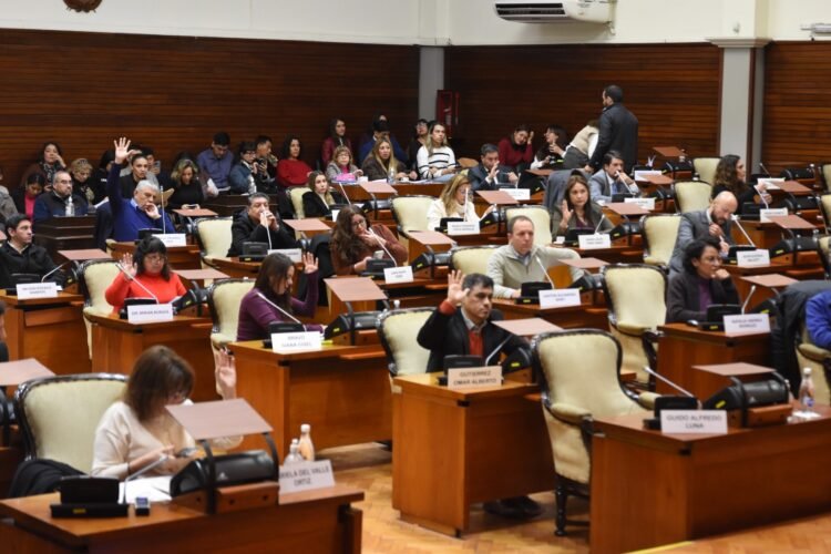 La Legislatura de Jujuy sancionó leyes para la expropiación en la Ruta 9, la «Estrella de Humahuaca» y el Día del Trabajador de la Construcción