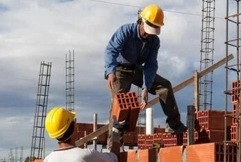 La Cámara de la Construcción impulsa beneficios para la comunidad a través de un convenio con el Colegio de Abogados