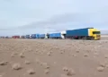 Camioneros varados en el Paso de Jama denuncian desabastecimiento y falta de servicios básicos