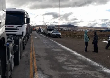 El Paso de Jama reabre de forma restringida solo para camiones y con un esquema alternado
