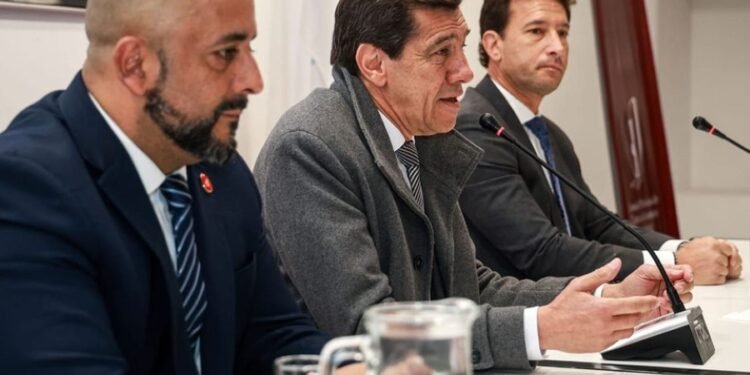 El Gobernador presentó el Régimen Simplificado para Asociaciones Civiles y Fundaciones