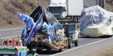 Andá con cuidado: Inicia el traslado de carrozas a Ciudad Cultural