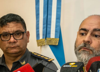 El Ministerio de Seguridad sostuvo que el operativo en ADEP fue preventivo y confirmó tres policías lesionados
