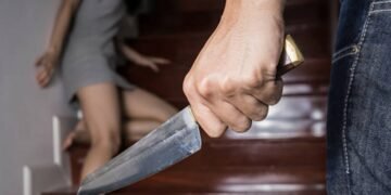 Una mujer fue apuñalada en el barrio Belgrano y se investiga a su expareja