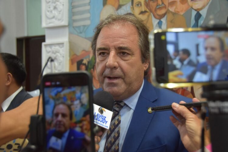 El vicegobernador Alberto Bernis defendió el compre jujeño