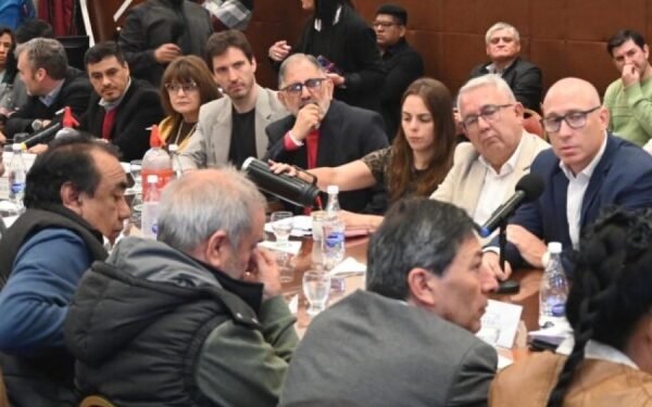La Legislatura inició el debate de la Ley de Coparticipación Municipal