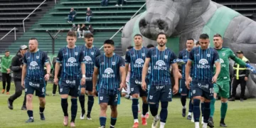 Gimnasia logró una gran victoria en Mataderos y se consolida en el podio de la Primera Nacional